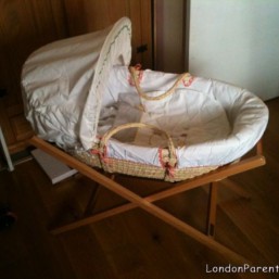 Mamas papas Moses basket 