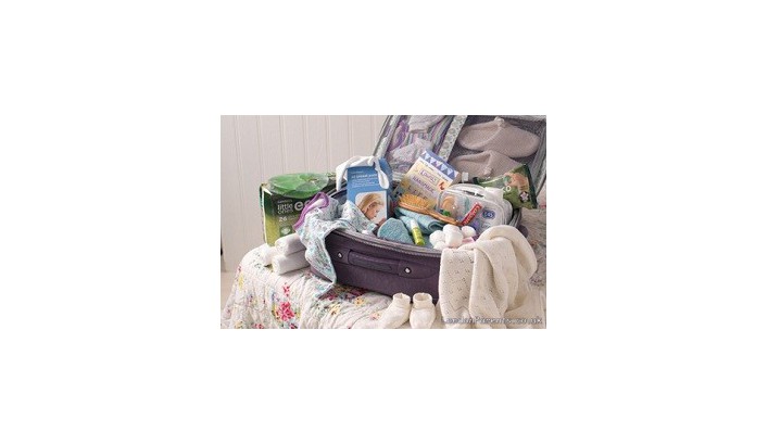 Hospital bag checklist - what to pack for your labour