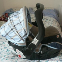 very good condition baby car seat from 0-12months 